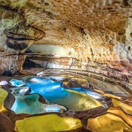 4 Bedroom Cozy In * Codolet