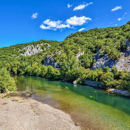 Prázdninový dům Stunning In Codolet